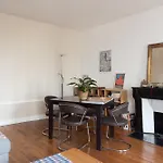 Charming 58 M Love Nest In The Heart Of Paris
